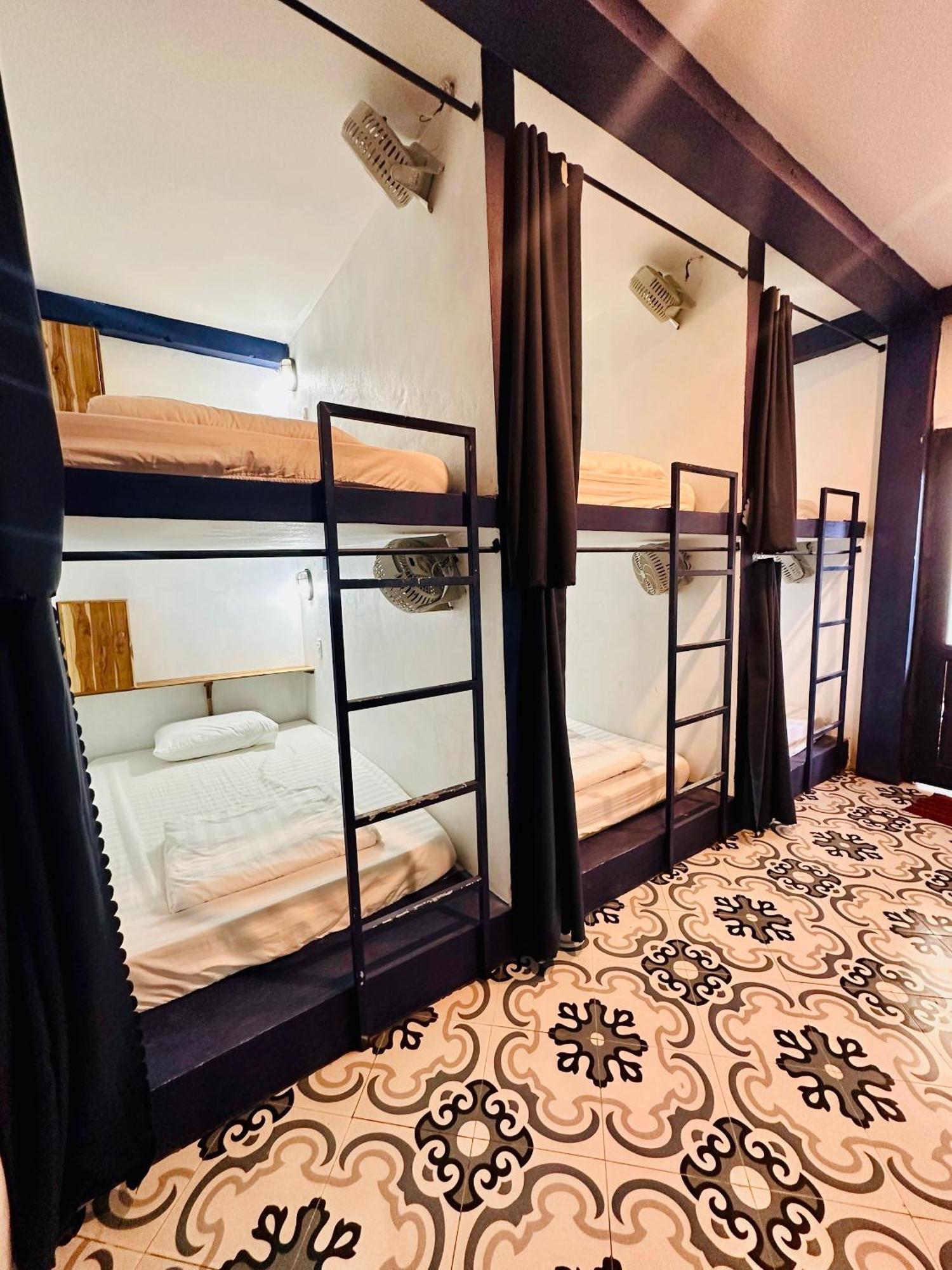 The Jam Hostel לואנג פרבאנג מראה חיצוני תמונה